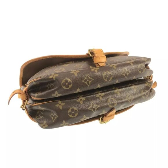 LOUIS VUITTON Saumur Monogram Shoulder Bag Monogram Canvas 779-020325 - Picture 4 of 14